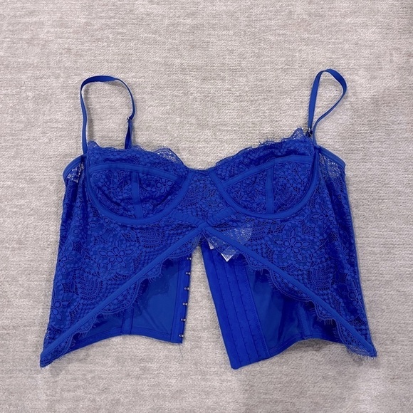 Out From Under Modern Love Cropped Corset size large - Picture 3 of 6